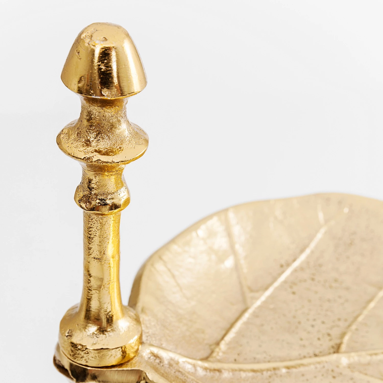 Kare Design Présentoir à gâteaux Leaf Gold - Doré - Métal 5 Kare Design Présentoir à gâteaux Leaf Gold - Doré - Métal – Image 3