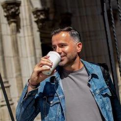 Koziol Gobelet isotherme Iso To Go - Polypropylène / Épicéa - Gris -Vaisselle Soldes 1000285421 210812 08103000004 MOOD DETAILS P000000001000285421 mood