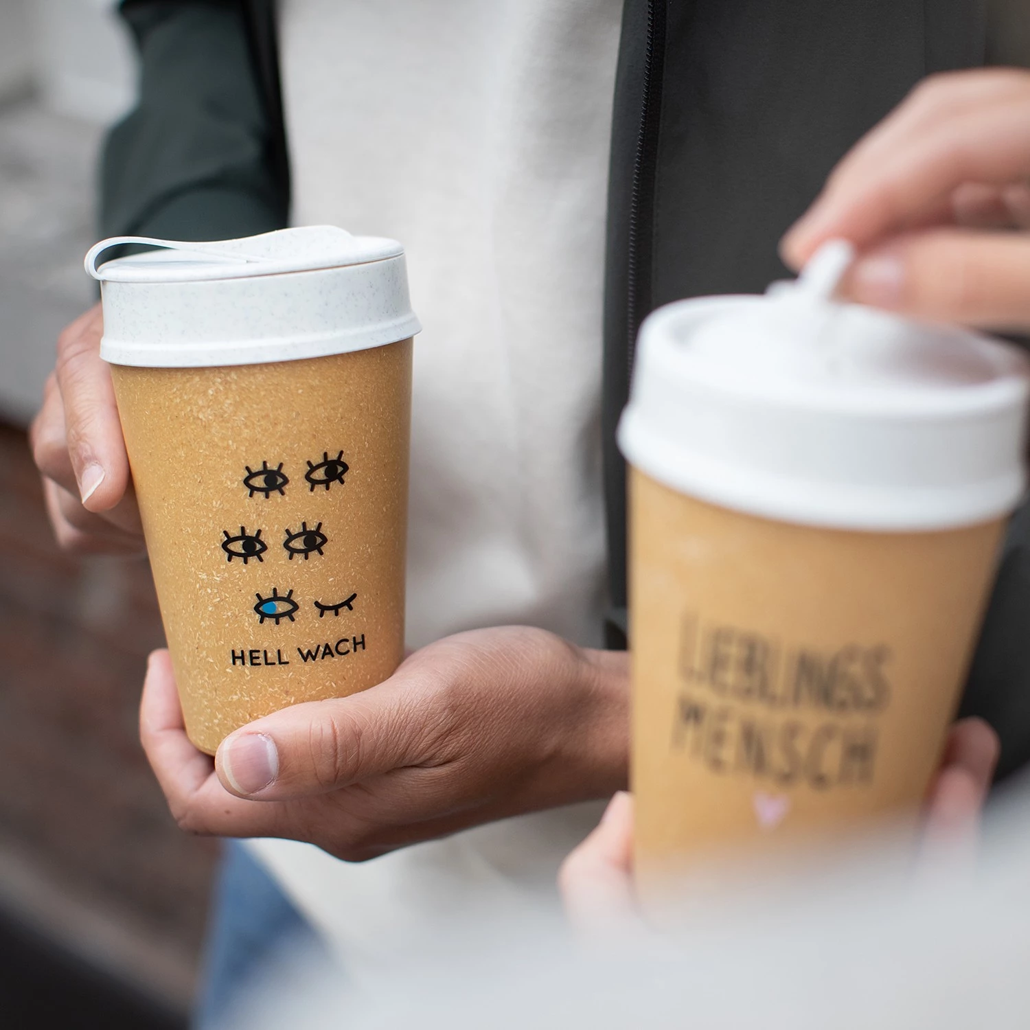 Koziol Gobelet isotherme Hell Wach - Polypropylène / Épicéa - Imitation bois recyclé 4 Koziol Gobelet isotherme Hell Wach - Polypropylène / Épicéa - Imitation bois recyclé – Image 2