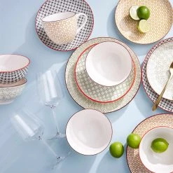 Butlers Assiettes à dessert RETRO II (lot de 6) - Porcelaine - Noir -Vaisselle Soldes 1000331164 220218 021 MOOD DETAILS P000000001000331164 mood