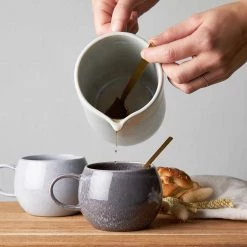 Butlers Tasses COTTAGE V (lot de 4) - Céramique - Noir - Capacité : 0.35 L -Vaisselle Soldes 1000331519 220215 022 MOOD DETAILS P000000001000331519 mood