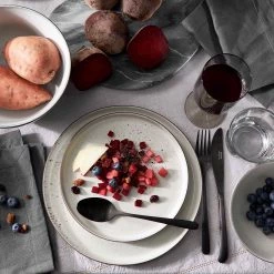 Butlers Assiettes HENLEY (lot de 4) - Faïence - Gris - Diamètre : 22 cm -Vaisselle Soldes 1000332742 220215 027 MOOD DETAILS P000000001000332742 mood